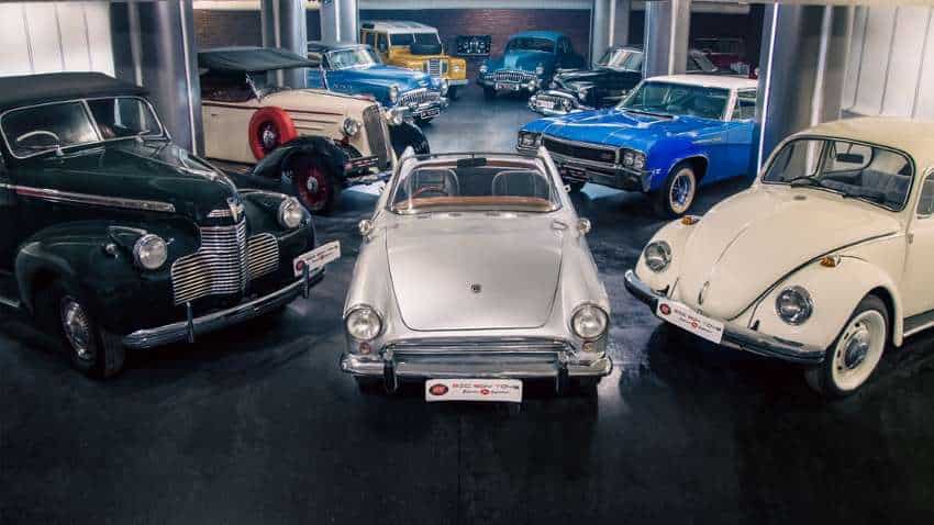 Online auction: Want to own vintage, classic cars? Bidding price starts at Re 1