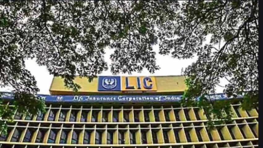 LIC inaugurates Digi Zone to sell policies online