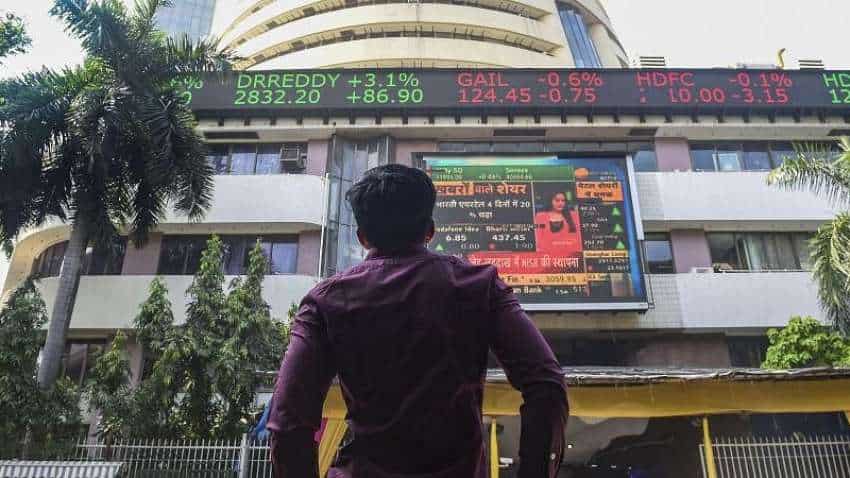 Markets Update: Sensex, Nifty50 each up over 1% on last day of 2021 – Metal stocks top gainers 