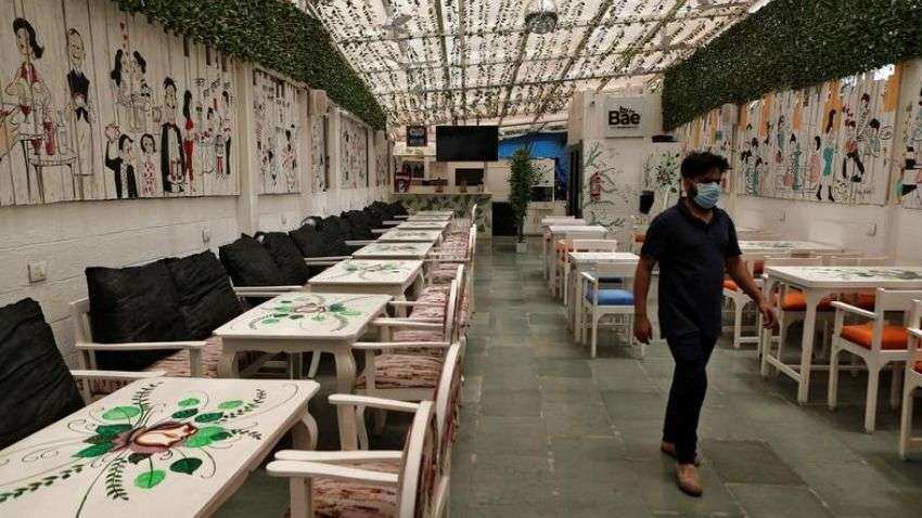 Coronavirus effect: Only takeaways allowed as DDMA shuts restaurants, bars in Delhi Coronavirus effect: Only takeaways allowed as DDMA shuts restaurants, bars in Delhi