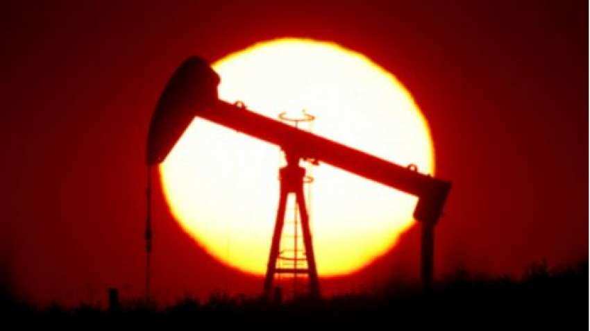 Oil tests pre-Omicron highs on economic growth hopes