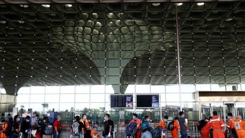 International Flights to and from India: DGCA extends ban on scheduled commercial flights till February 28 amid surging Covid-19 cases; cargo operations exempted International Flights to and from India: DGCA extends ban on scheduled commercial flights till February 28 amid surging Covid-19 cases; cargo operations exempted