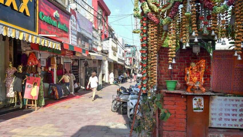 Delhi traders want removal of Covid-19 restrictions; call odd-even scheme a failure in a survey conducted by CAIT Delhi traders want removal of Covid-19 restrictions; call odd-even scheme a failure in a survey conducted by CAIT