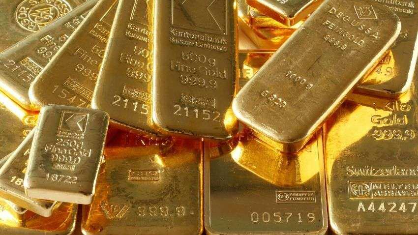 Gold declines Rs 423; silver tanks Rs 1,105