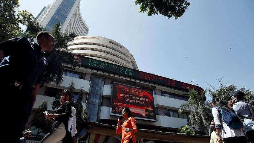 Budget 2022: Experts give 4 out of 5 to Nirmala Sitharaman&#039;s budget; see 65,000 on Sensex by December 2022