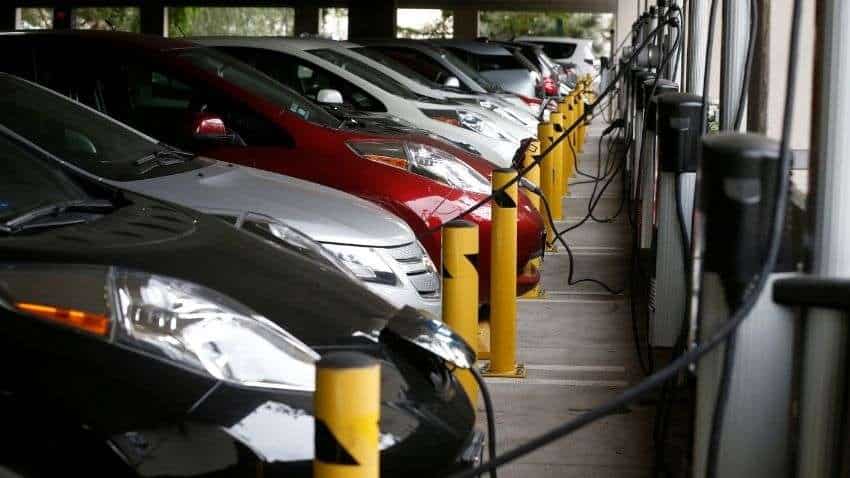  CNG, EV sales contribution to go up 20%  in next 3-5 years: Expert