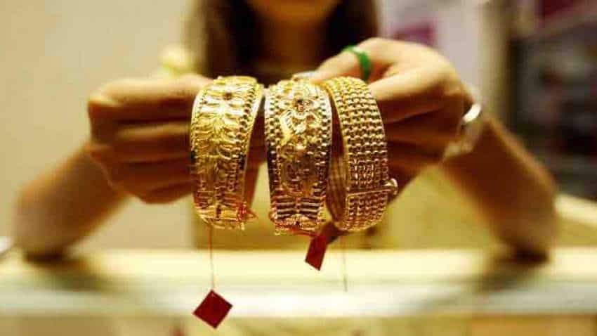 Gold slips below 50k; experts explain reasons, give crucial buy and sell zones—key levels to watch out for today