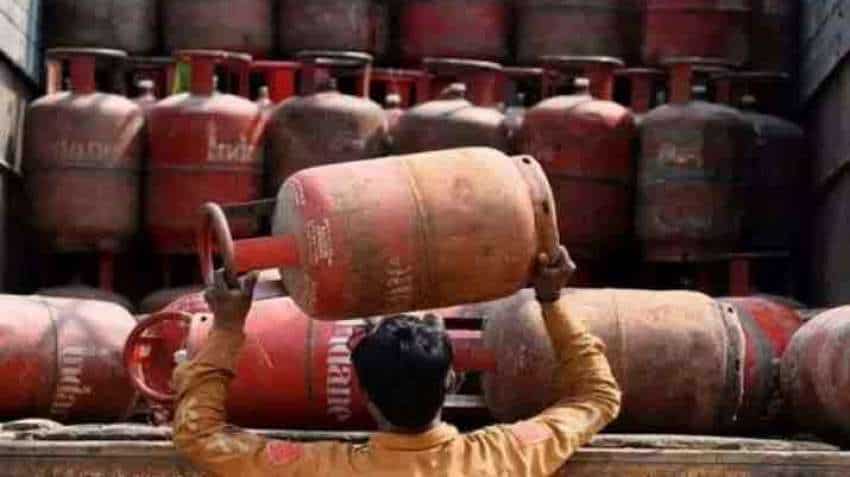 Domestic LPG cylinder costlier by Rs 3.50, commercial cylinder prices up by Rs 8—know new rates in Delhi, Mumbai, Kolkata and Chennai