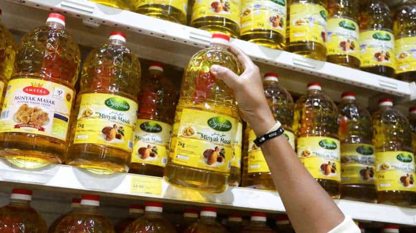 Government allows duty-free import of 20 lakh tn per year of crude soyabean, sunflower oil; applicable for FY23, FY24
