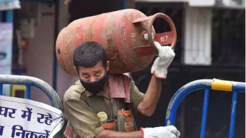 No LPG subsidy to households, Rs 200 for Ujjwala beneficiaries; LPG price in Delhi to be Rs 1003 