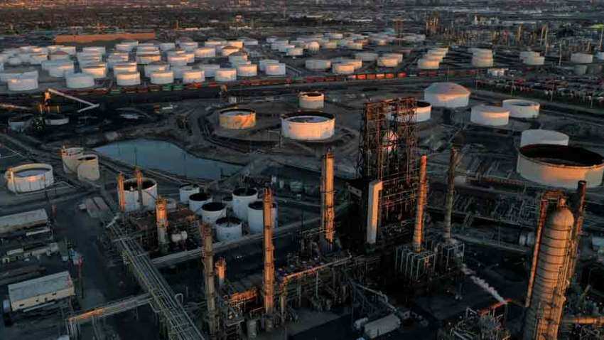 Will oil prices surge to $380 or slump to $45—What JP Morgan, CITI reports say? Will oil prices surge to $380 or slump to $45—What JP Morgan, CITI reports say?
