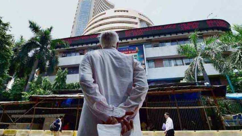 Opening Bell: Nifty below 16,200, Sensex drops around 300 points; IT stocks worst hit, banking sees some buying interest 