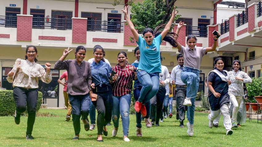 Cbse Class 10 Result Declared Trivandrum Zone Tops With 99 68 Pass Percentage Zee Business Cbse Class 10 Result Declared Trivandrum Zone Tops With 99 68 Pass Percentage Zee Business