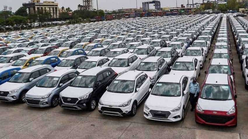 Auto sales July 2022: Healthy demand seen in MHCV, PVs; M&amp;M, Tata Motors and Ashok Leyland are Nomura&#039;s preferred picks 