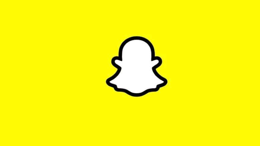 Snapchat lets parents see who their kids are chatting with