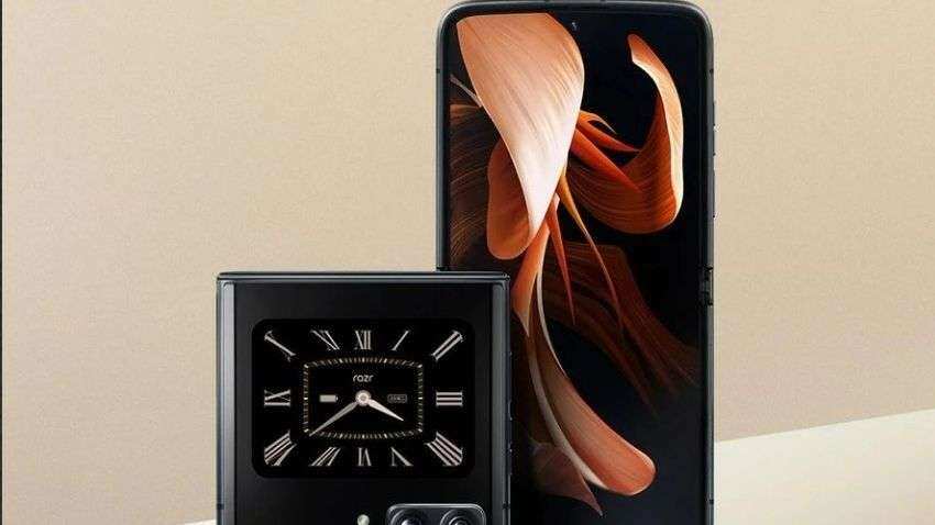 Moto Razr 2022 foldable phone launched - Check price, India availability, specifications and more Moto Razr 2022 foldable phone launched - Check price, India availability, specifications and more