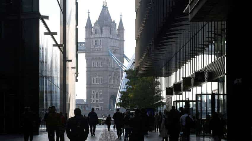 UK economy contracts in 2nd quarter as recession fear grows