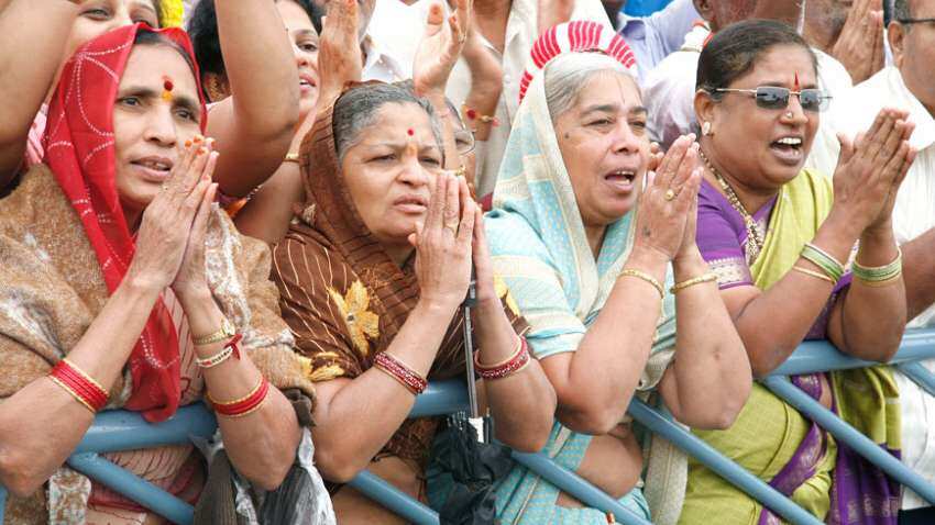 Tirumala VIP break darshan cancelled due to heavy rush Tirumala VIP break darshan cancelled due to heavy rush