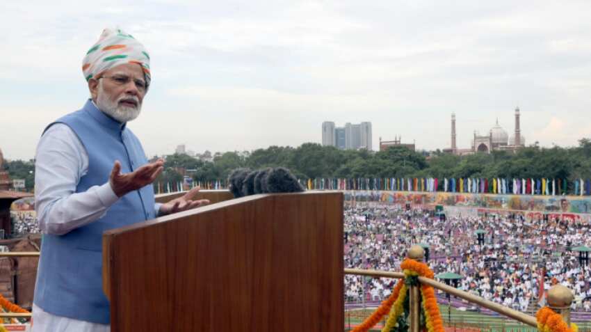 Independence Day 2022: PM Modi hails public response to Har Ghar Tiranga campaign Independence Day 2022: PM Modi hails public response to Har Ghar Tiranga campaign