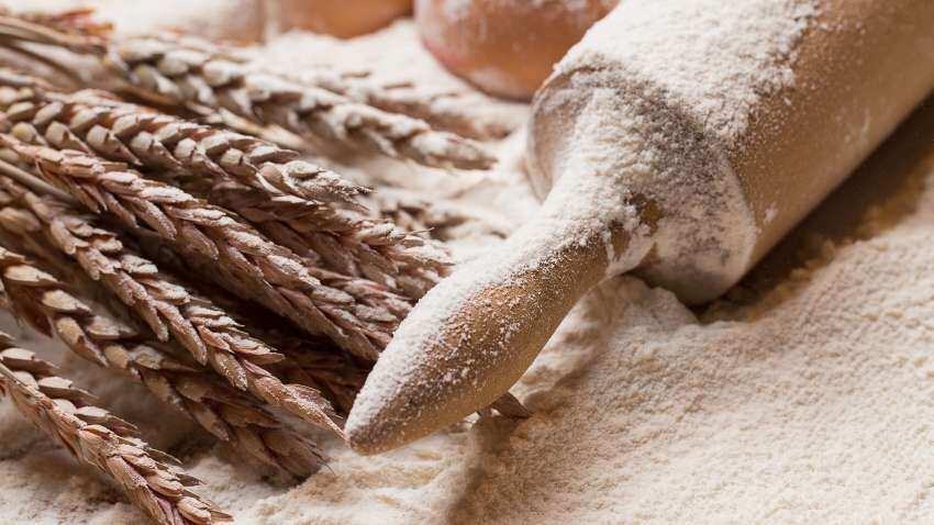 Govt puts restrictions on export of wheat flour to check prices 