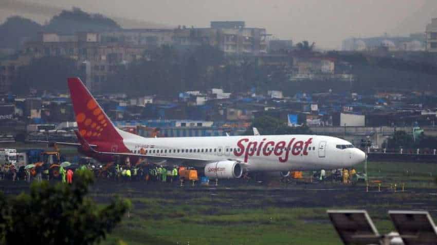 SpiceJet Delhi-Nashik flight returns midway due to &#039;autopilot&#039; snag