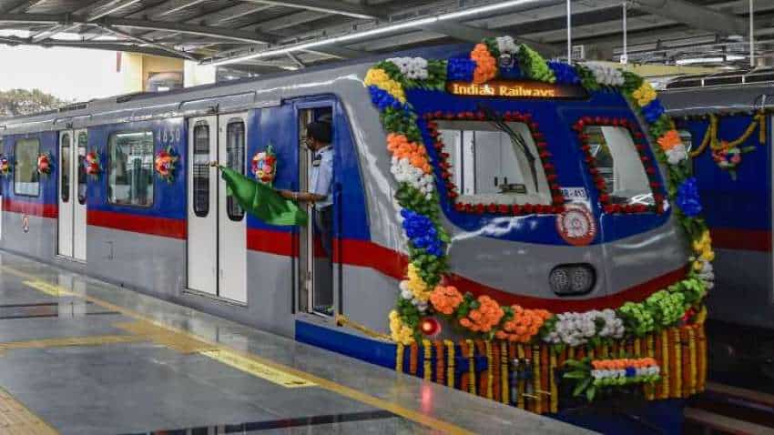 Kolkata Metro to run more services on weekends for Durga Puja shoppers