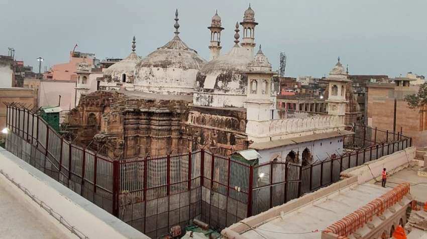 Gyanvapi mosque case: Varanasi court rejects plea for carbon dating of &#039;Shivling&#039;
