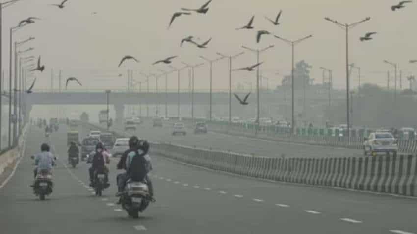 Delhi Air Quality Today After Diwali: AQI very poor, check air pollution  levels in Noida, Ghaziabad, Gurugram | Zee Business
