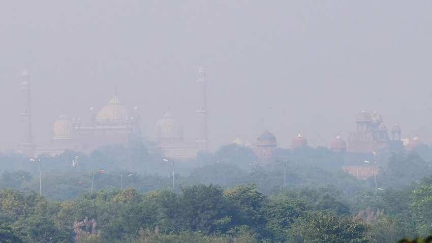 Delhi&#039;s air improves, but still &#039;poor&#039;