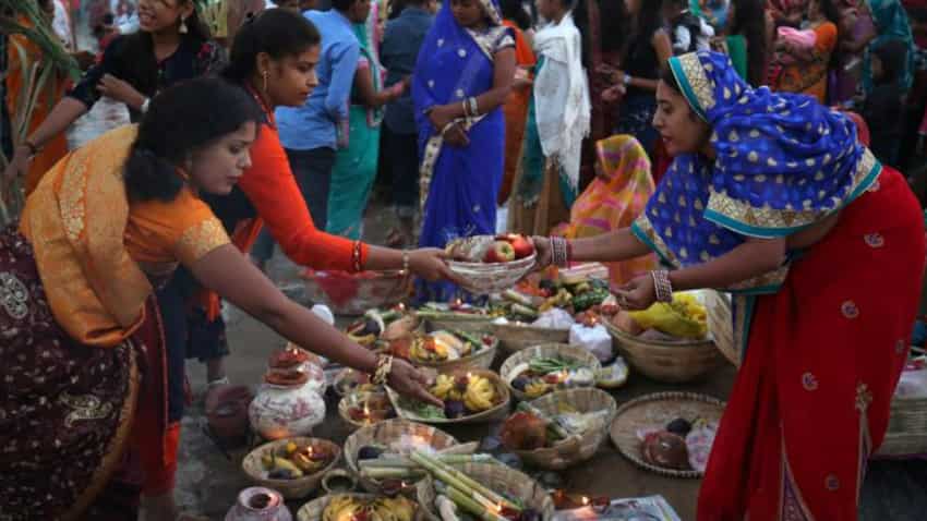 Chhath Puja 2022: Why women apply long Sindoor from nose to forehead in Bihar?
