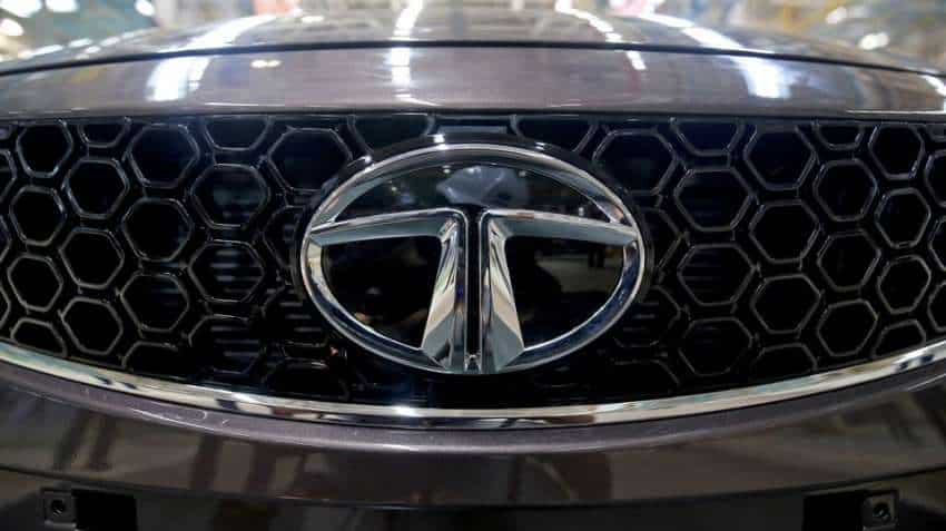 Domestic investor LIC crosses 5% holding in this Tata Motors; Jefferies recommends Buy – check target