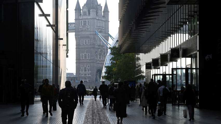 Bank of England makes biggest interest rate hike in 30 years; predicts prolonged recession Bank of England makes biggest interest rate hike in 30 years; predicts prolonged recession