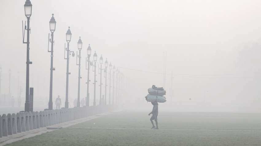 Delhi AQI today: Air pollution level improves to &#039;poor&#039; category from &#039;very poor&#039; 