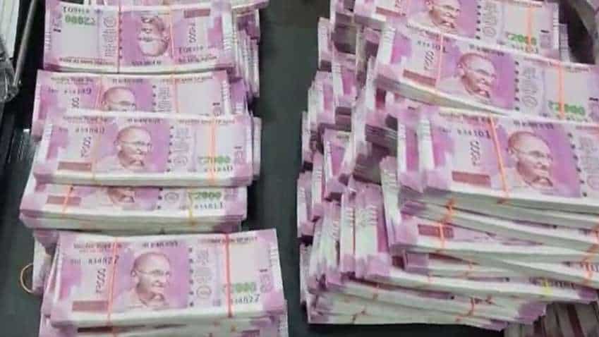 Maharashtra police busts fake currency racket; arrests two – check Video here!