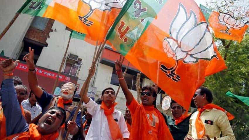MCD Polls 2022: BJP releases &#039;Sankalp Patra&#039; – online services, 100% garbage processing and many more things promised