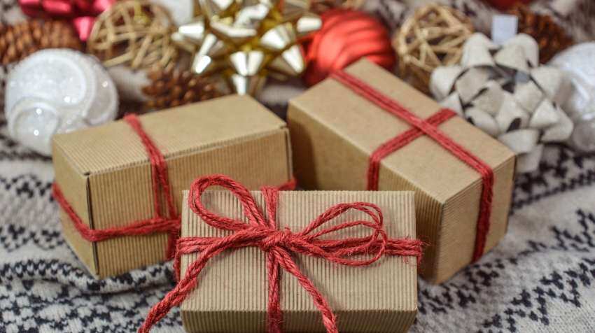 15 Secret Santa Gifts Under Rs.500 - That Everyone Will Love