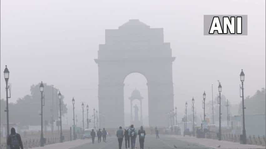 Delhi weather: National capital wakes up to dense fog as cold wave continues 