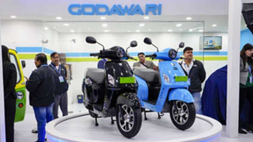 Godawari Electric launches electric auto, unisex electric bicycle at Auto Expo 2023