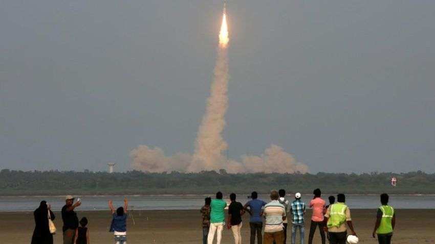 Second lot of OneWeb's 36 satellites enroute to India for launch by ISRO rocket | Zee Business Second lot of OneWeb's 36 satellites enroute to India for launch by ISRO rocket | Zee Business