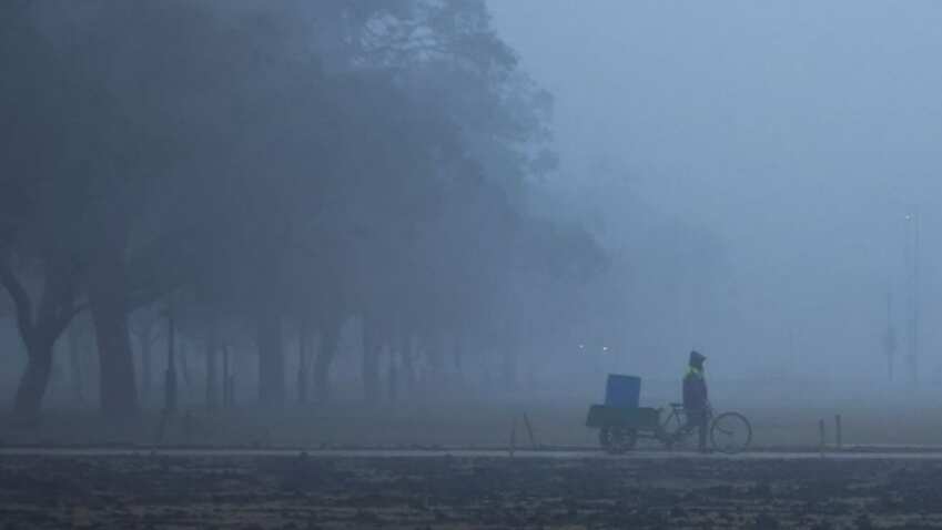 Delhi temperature, weather today forecast: Light rain likely to lash national capital, Noida, Ghaziabad 