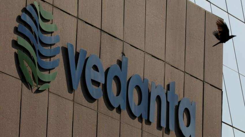  Vedanta shares give up initial gains amid volatile trade; how the Street is reading company&#039;s dividend