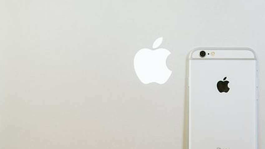 Apple Users Alert! People using THESE iPhones, iPads could be at risk - Check Complete List Apple Users Alert! People using THESE iPhones, iPads could be at risk - Check Complete List