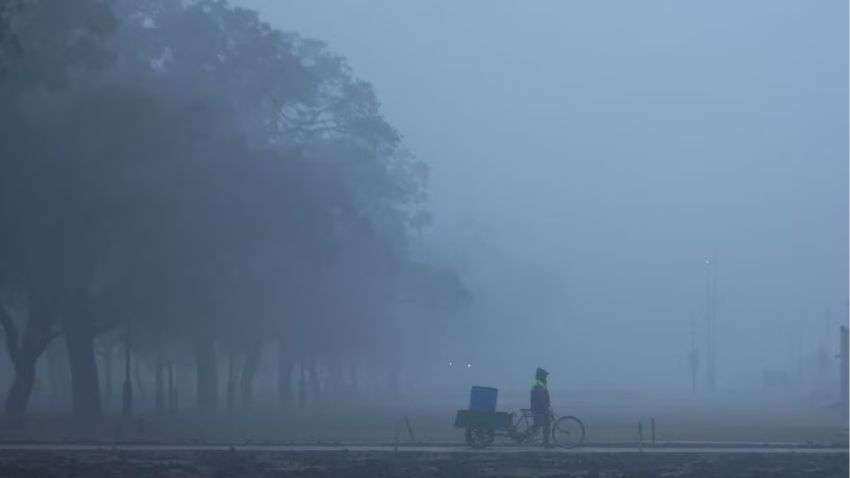 Delhi weather, temperature today forecast: Windy morning in national capital; Air quality in moderate category