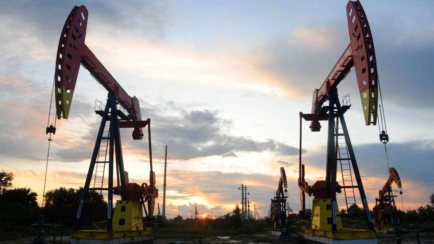Govt announces substantial hike in windfall tax on locally produced crude oil, diesel and ATF