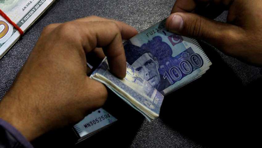 Pakistan&#039;s rupee continues speedy crash against US dollar, suffers another big fall