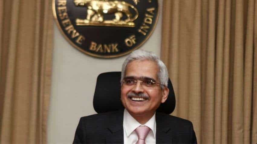 RBI Governor invokes Mahatma Gandhi, Netaji to urge citizens to keep their confidence afloat in India's growth story RBI Governor invokes Mahatma Gandhi, Netaji to urge citizens to keep their confidence afloat in India's growth story