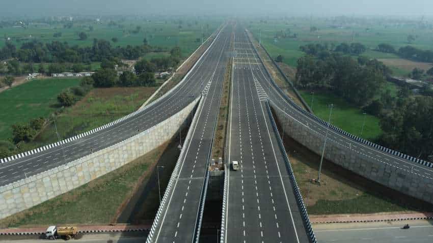PM Modi inaugurates 246-km section of Delhi-Mumbai Expressway in Rajasthan&#039;s Dausa