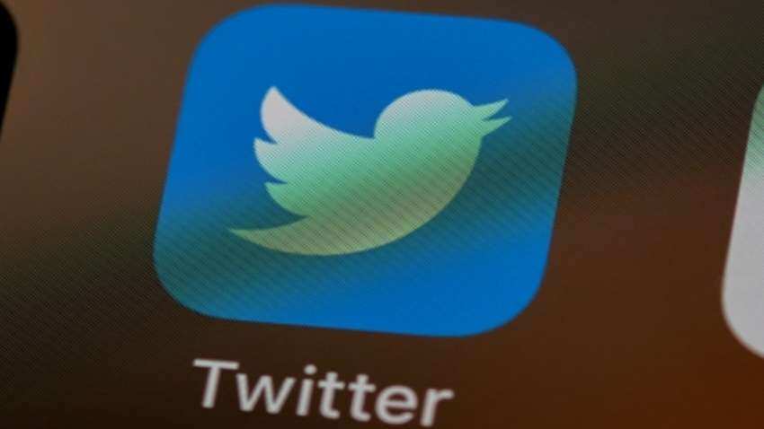 &#039;Pardon the interruption!&#039; says Twitter as iOS users face outage