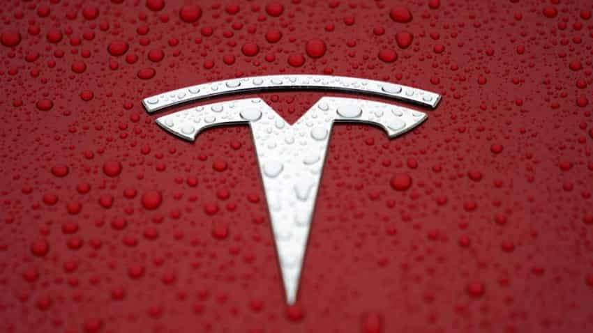 Tesla recalls &#039;Full Self-Driving&#039; to fix flaws in behaviour