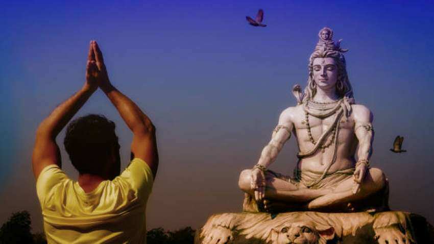 Happy Maha Shivratri 2023: Best Wishes, WhatsApp Messages, Quotes, Status, Images to send your near and dear ones